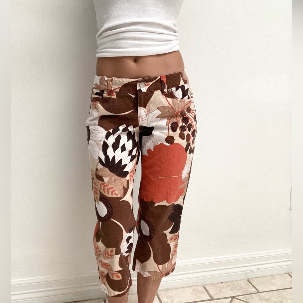 Ann Taylor Loft low rise y2k flower power hip hugger capri pants - Picture 3 of 9